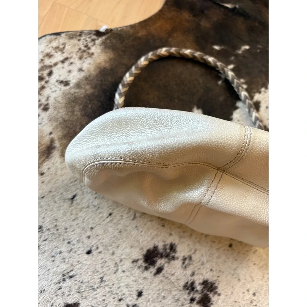 Brighton Barbados zip top hobo bag In Cream